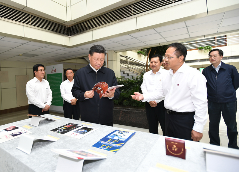 8月19日至22日，中共中央總書記、國家主席、中央軍委主席習近平在甘肅考察。這是21日下午，習近平在讀者出版集團有限公司考察。